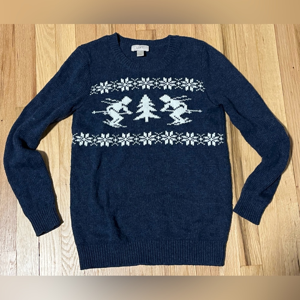 Loft snowflake & ski sweater, size small